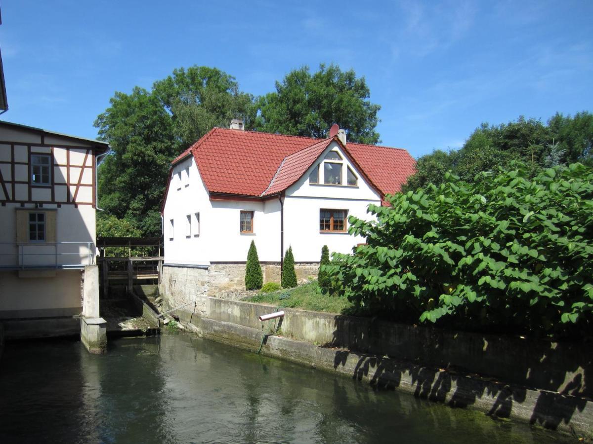 Ferienwohnung Im Schlossgarten Herbsleben エクステリア 写真