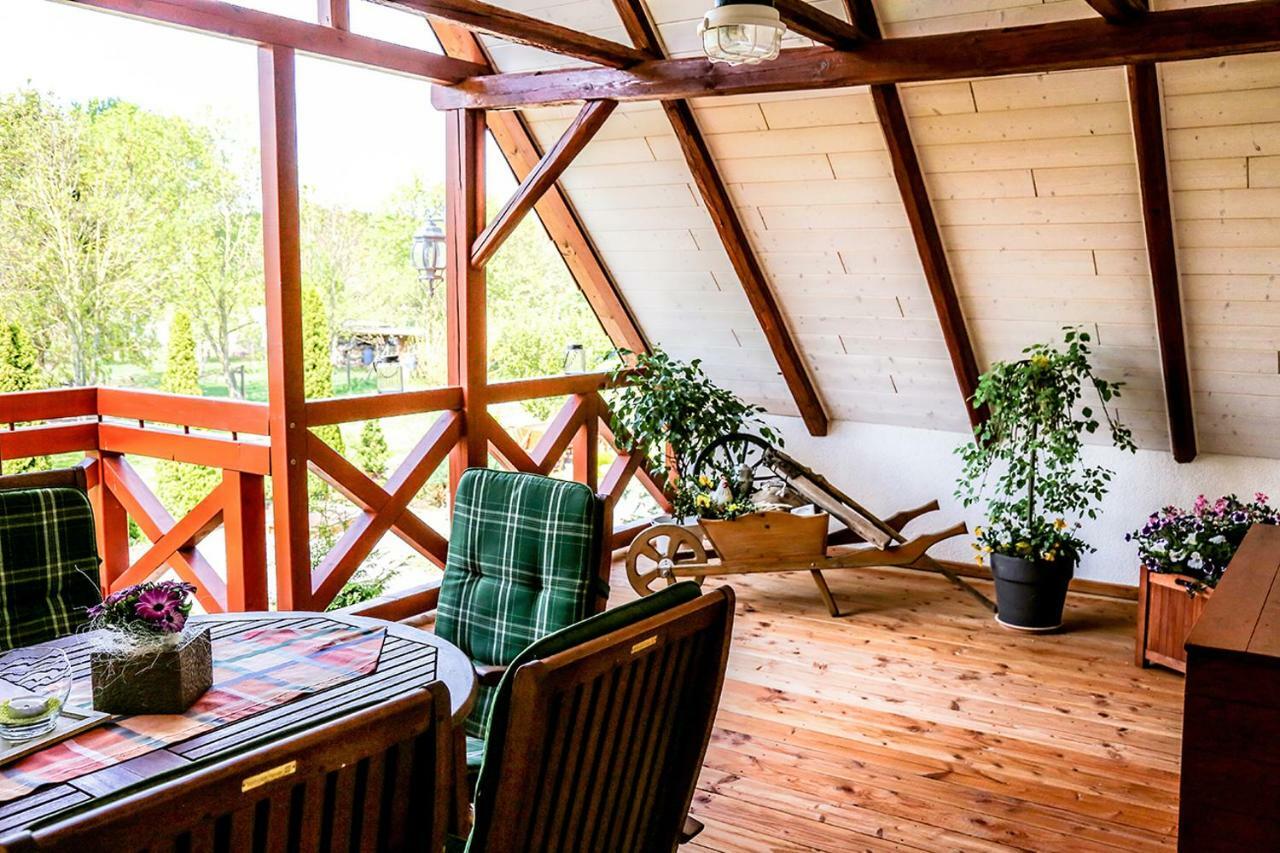 Ferienwohnung Im Schlossgarten Herbsleben エクステリア 写真