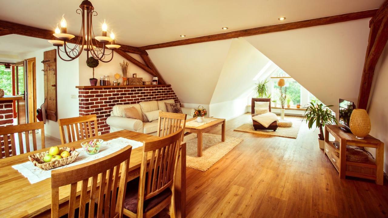 Ferienwohnung Im Schlossgarten Herbsleben エクステリア 写真